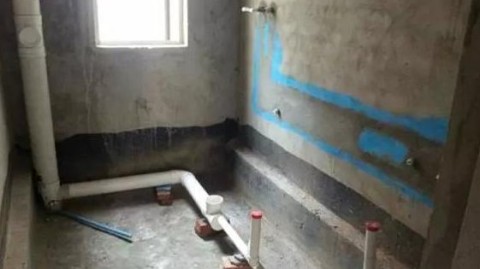 青岛旧房翻新｜卫生间渗水怎么办？防水避坑实操指南